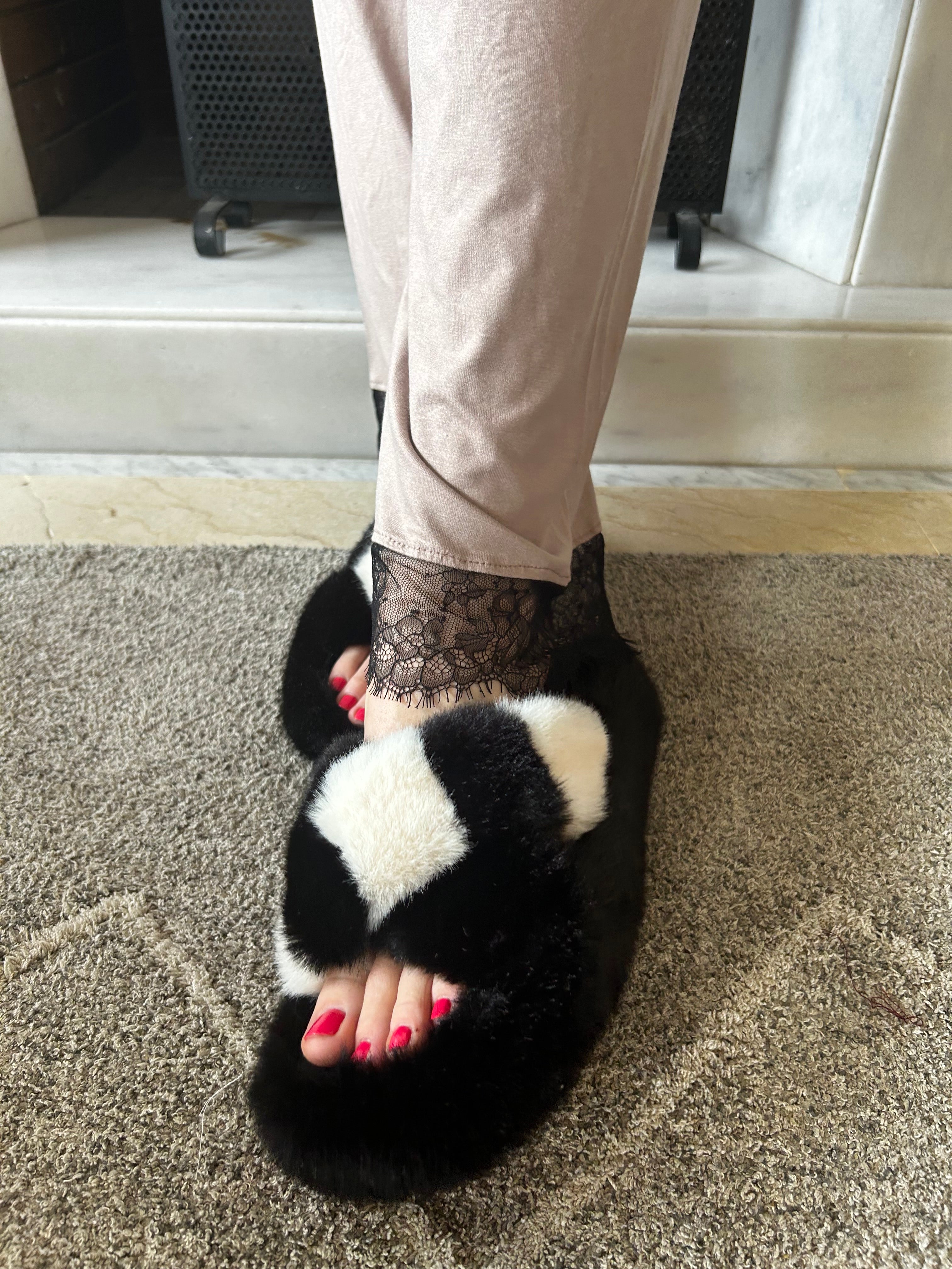 Ensemble Pyjama avec Ceinture et Dentelle Divine