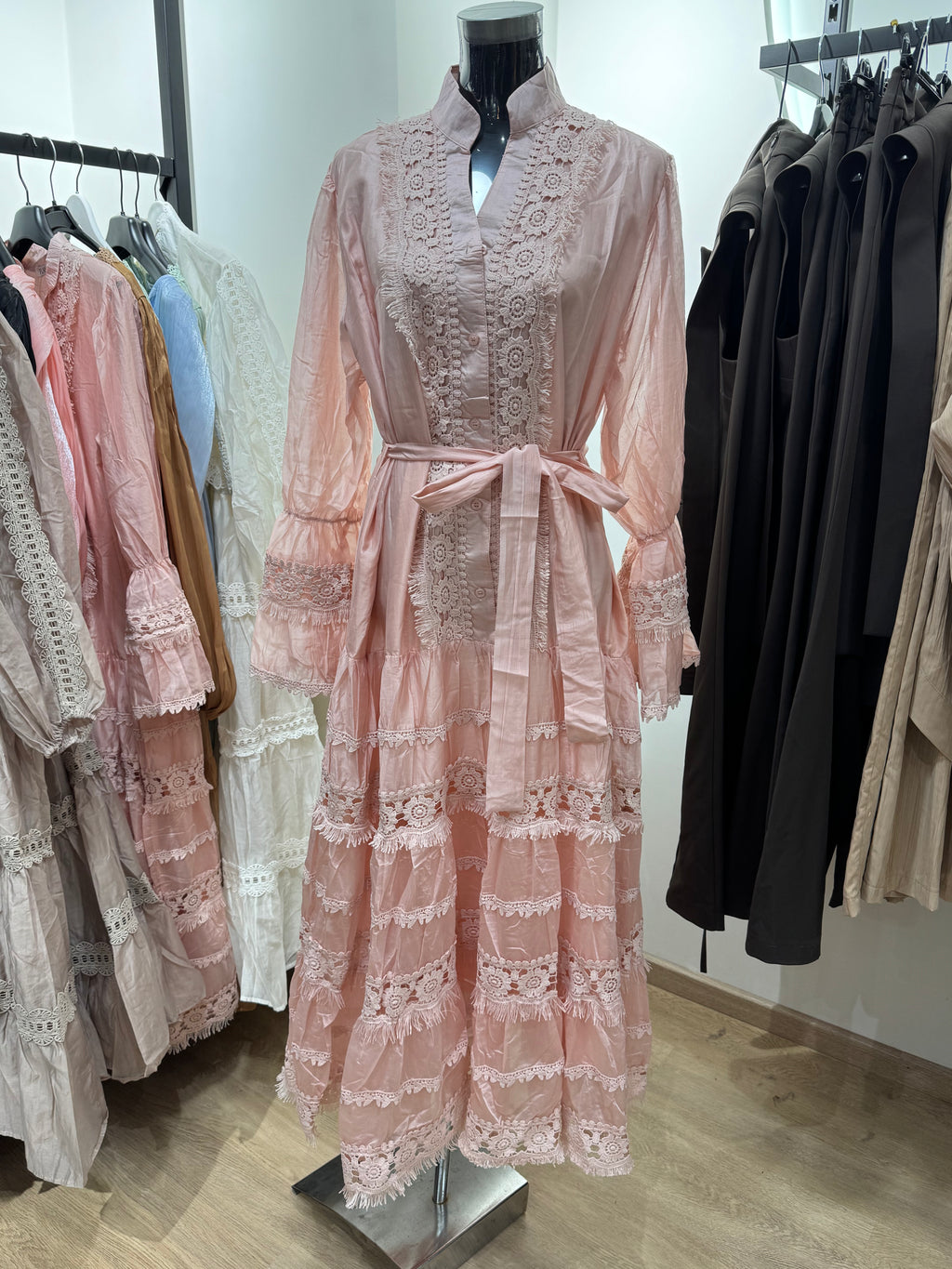 Robe Ayra en Dentelle