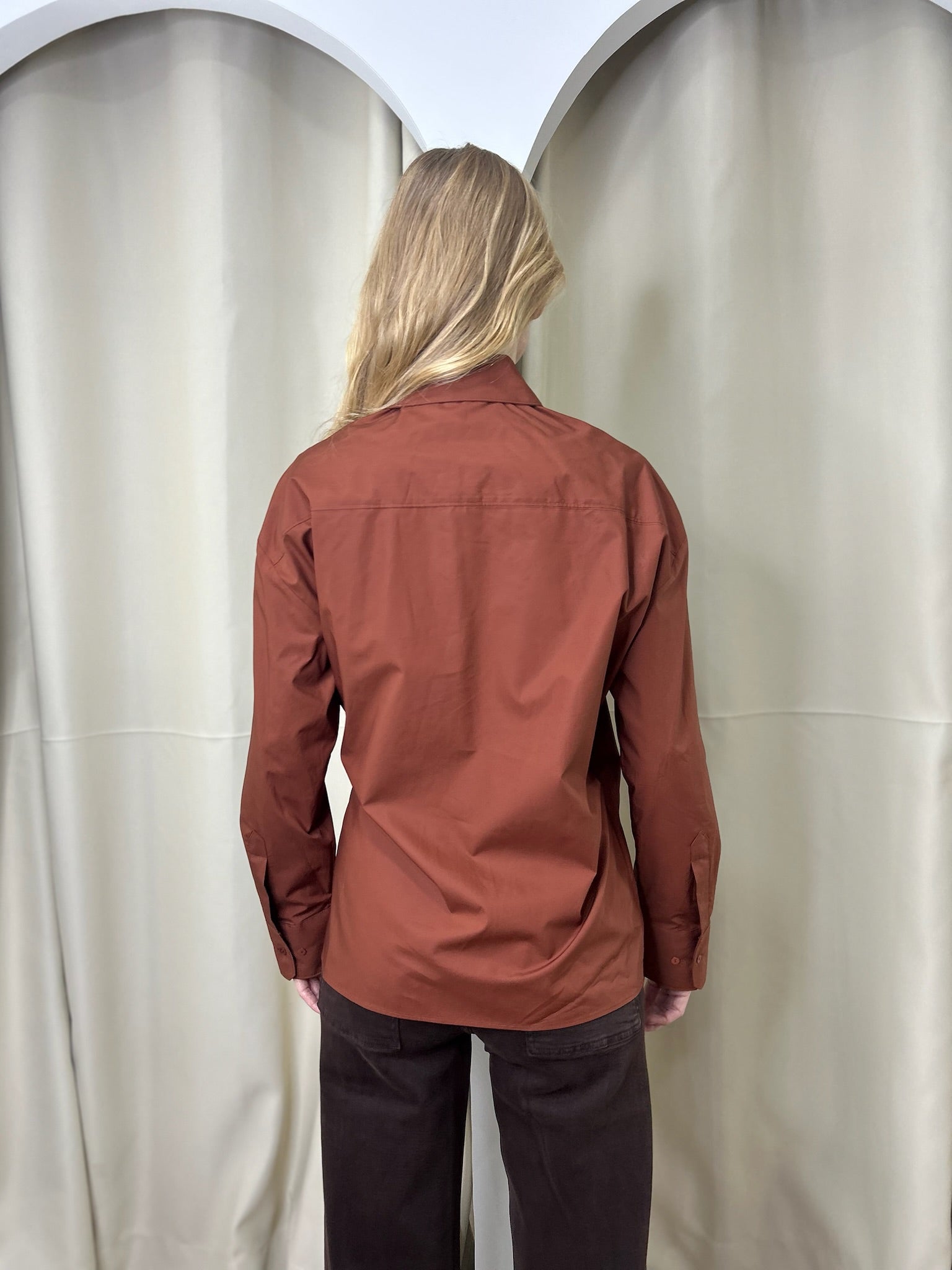 Chemise Marron details