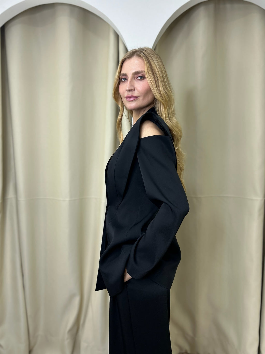 Tenue Tailleur Coupé